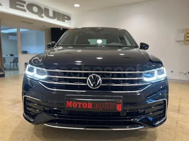 Usado VW Tiguan R-line 200 CV (147 kW) 2021 Negro SUV