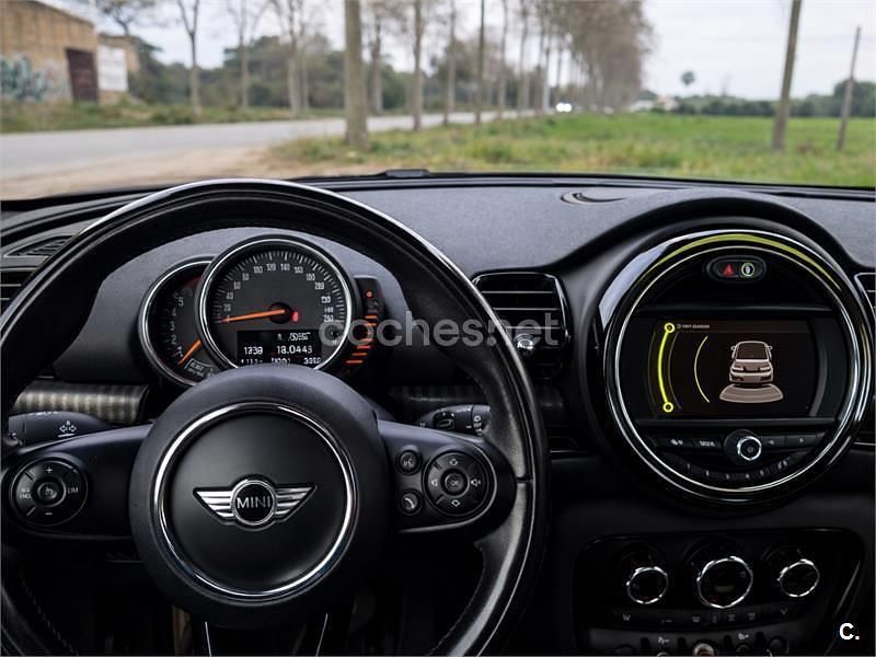 Usado Mini Cooper D Clubman 150 CV (110 kW) 2016 Gris / plata Familiar