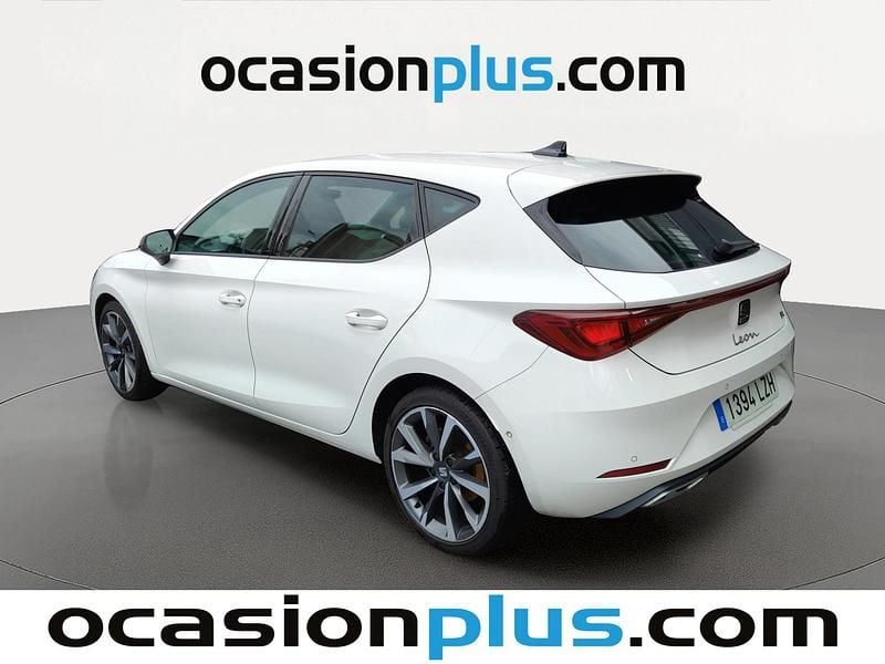 Usado Seat Leon FR 150 CV (110 kW) 2022 Blanco