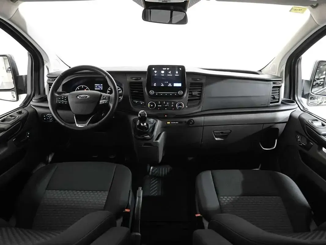 Usado Ford Transit Custom Trend 131 CV (96 kW) 2018 Gris Van