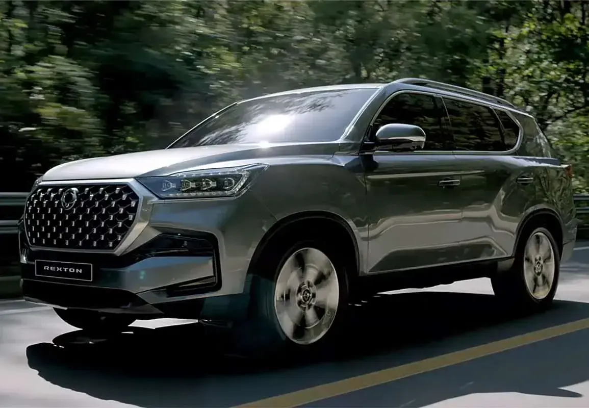 Usado SsangYong Rexton Limited 181 CV (133 kW) 2019 Blanco SUV