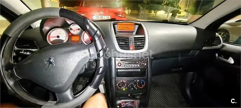 Usado Peugeot 207 75 CV (55 kW) 2009 Azul Berlina