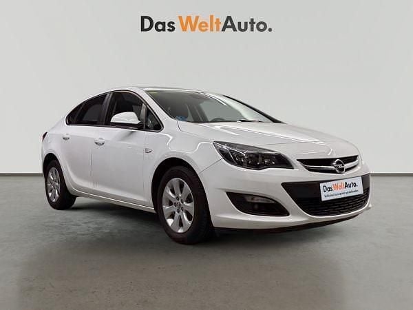 Blanco Usado 2018 Opel Astra Elegance Berlina | 10.900 € (Precio justo) - Imagen 1/4