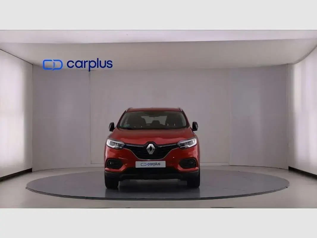 Usado Renault Kadjar LIMITED 140 CV (102 kW) 2021 Rojo SUV