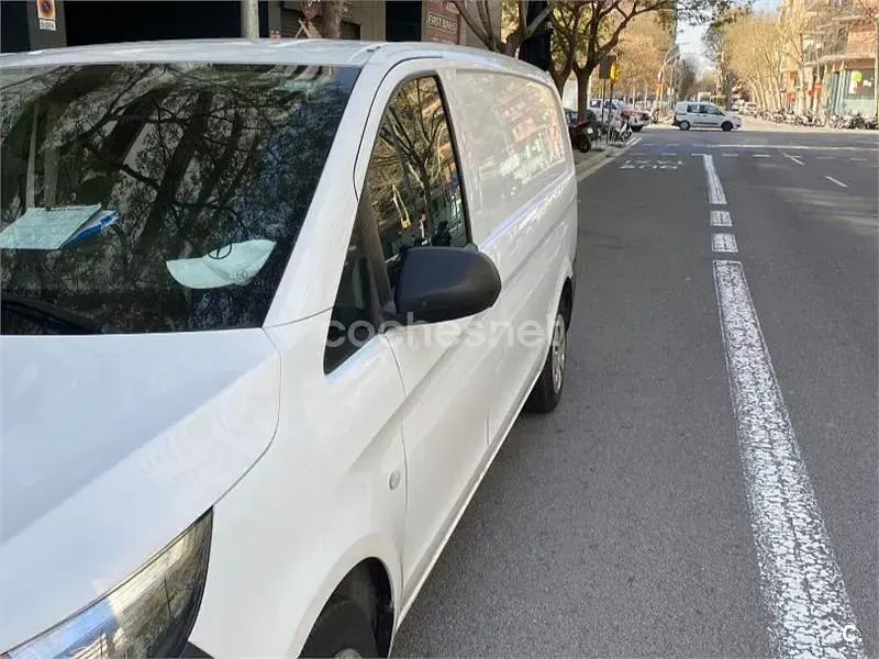 Usado Mercedes Vito Marco Polo 88 CV (64 kW) 2018 Blanco Van