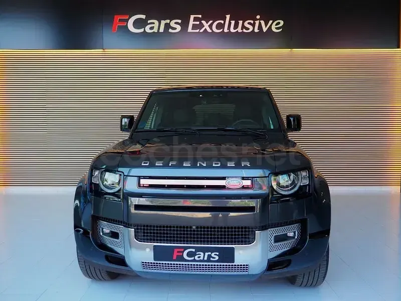 Usado Land Rover Defender SE 404 CV (297 kW) 2024 Gris / plata SUV