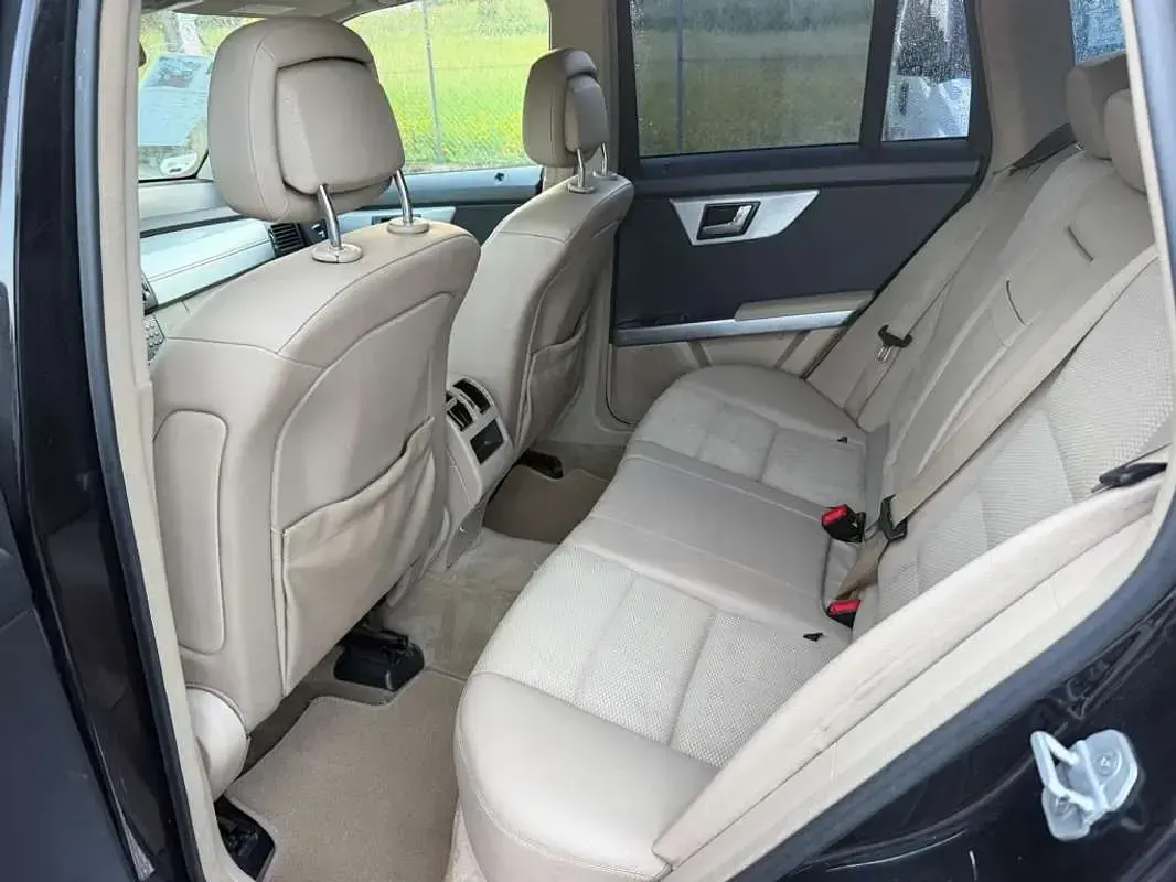 Usado Mercedes GLK220 170 CV (125 kW) 2010 Negro SUV