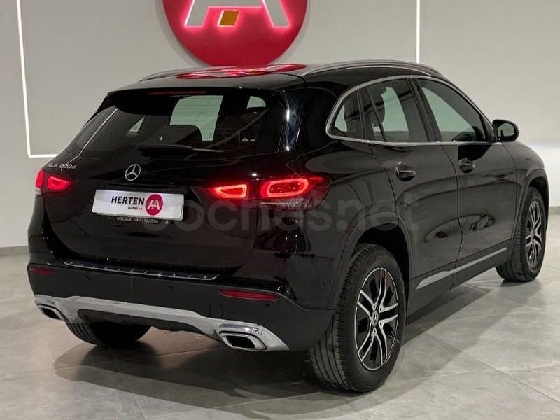 Usado Mercedes GLA200 150 CV (110 kW) 2023 Negro SUV