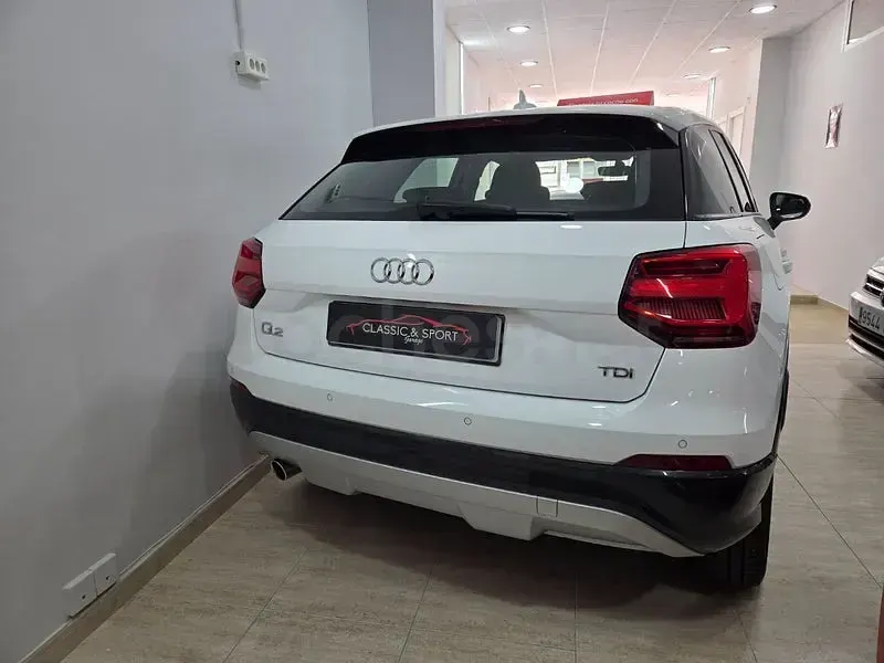 Usado Audi Q2 Design 116 HP (85 kW) 2018 Branco SUV