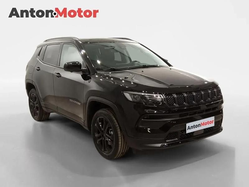 Uusi Jeep Compass North 130 HP (95 kW) 2025 Musta Katumaasturi