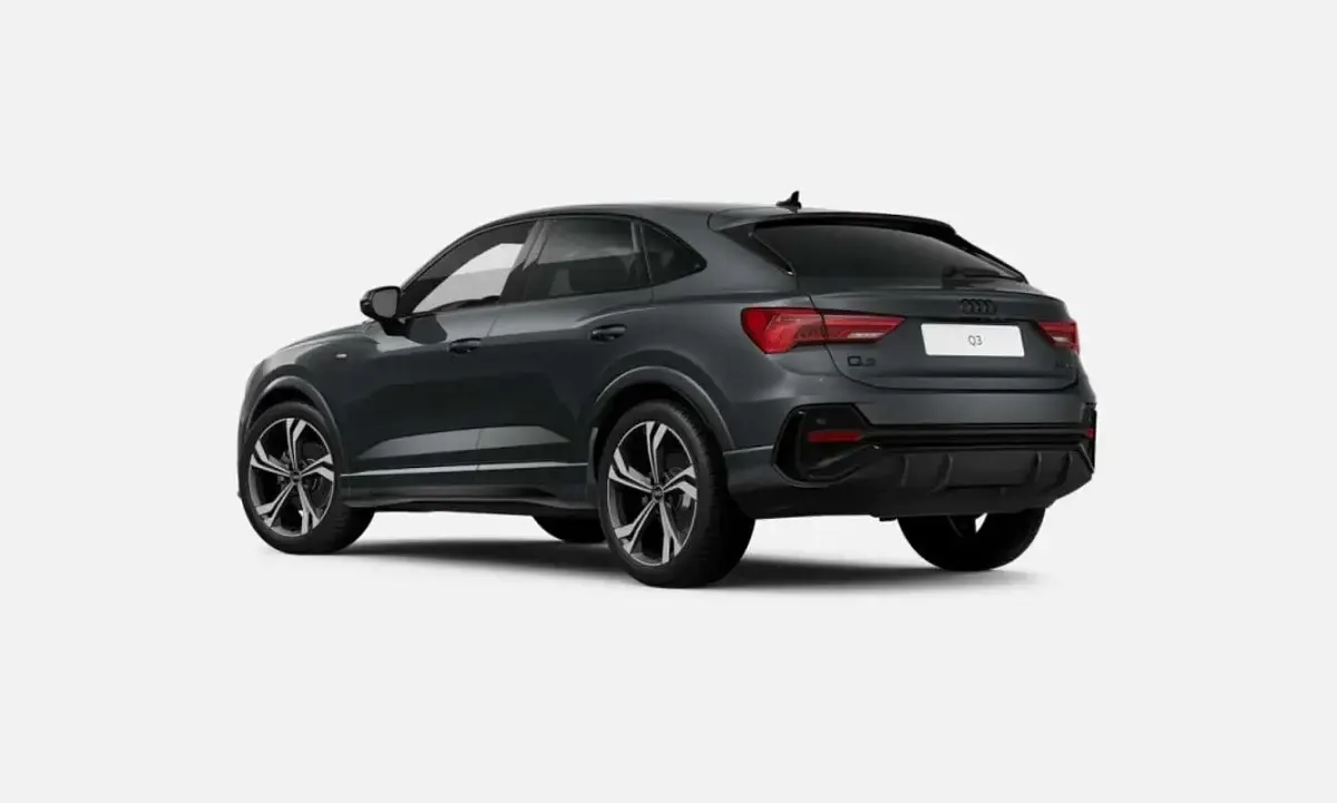Usado Audi Q3 Sportback Ambiente 150 CV (110 kW) 2025 Gris SUV