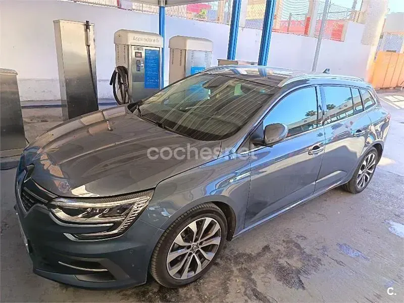 Usado Renault Mégane GrandTour Techno 140 CV (102 kW) 2023 Negro Familiar