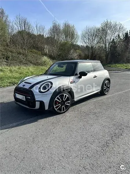 Usado Mini John Cooper Works 231 CV (169 kW) 2022 Gris / plata Utilitario