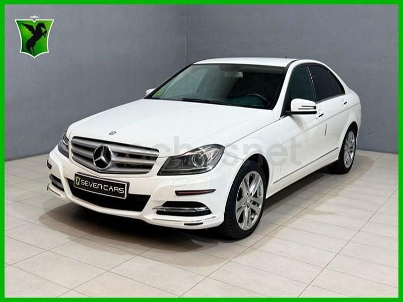 Usado Mercedes C220 170 HP (125 kW) 2014 Branco Sedan