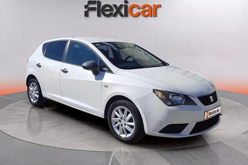 Blanco Usado 2016 Seat Ibiza Reference Utilitario | 7990 € (Buen precio) - Imagen 1/4