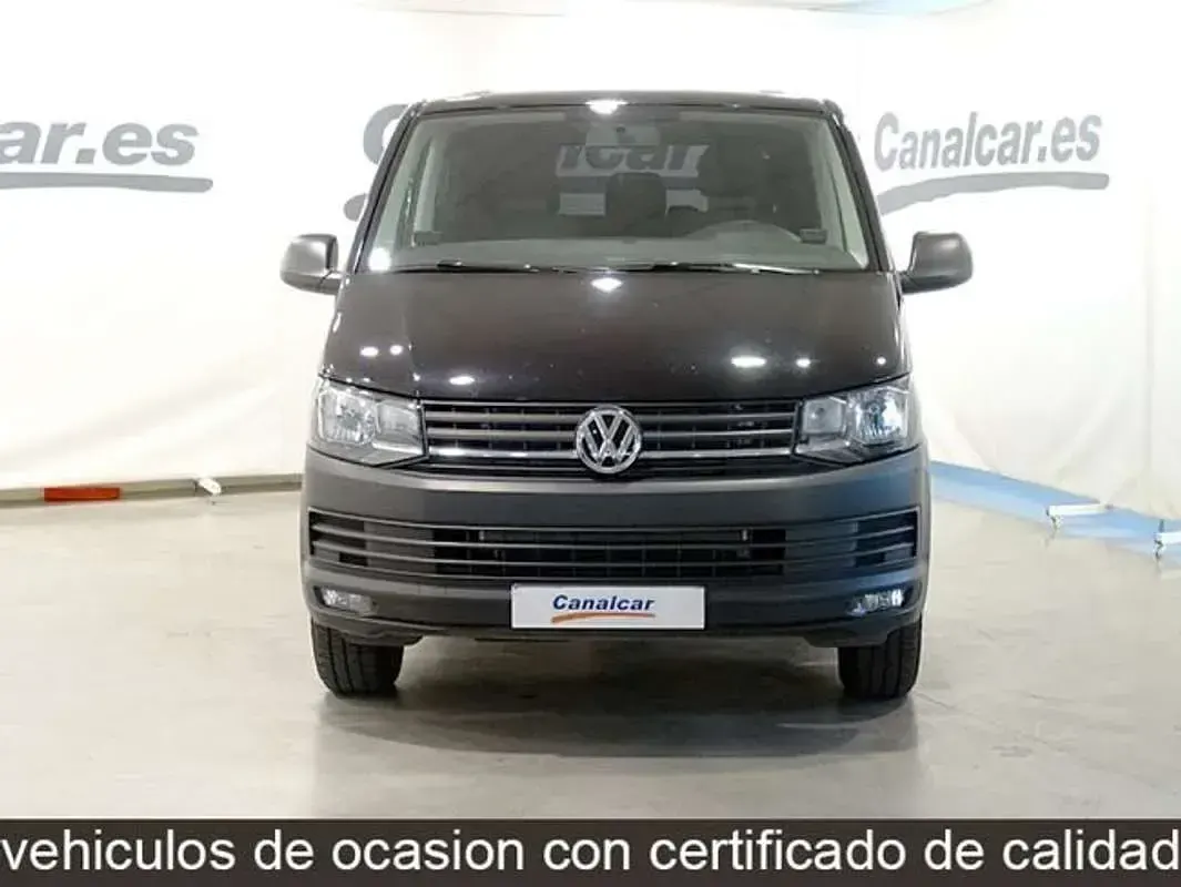 Usado VW Multivan Edition 114 CV (83 kW) 2016 Negro Monovolumen