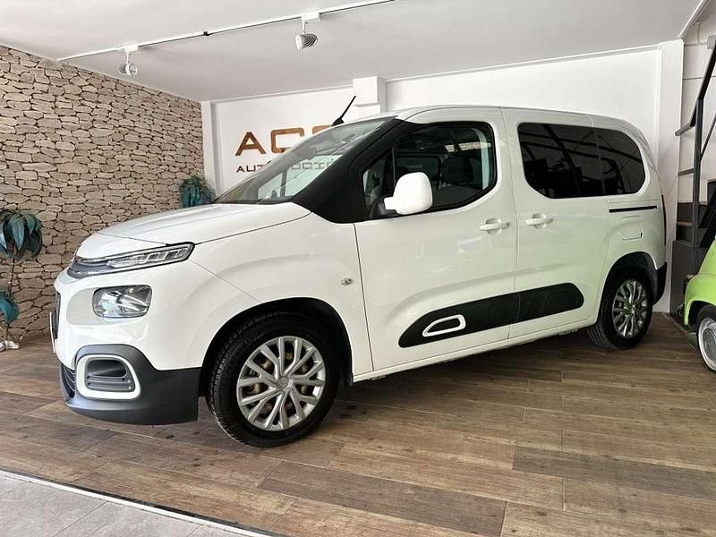 Usado Citroën Berlingo Shine 102 CV (75 kW) 2019 Blanco Monovolumen