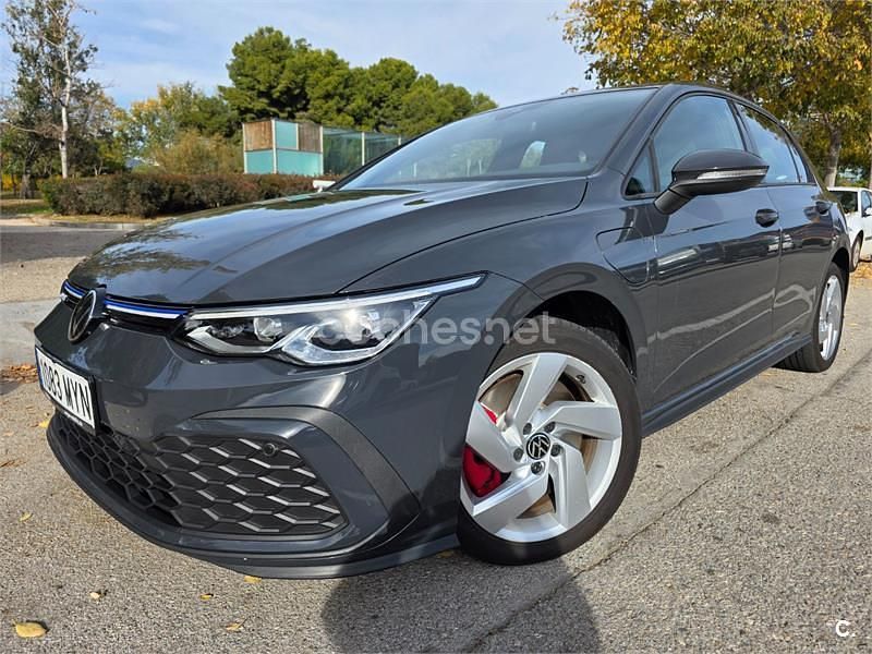 Gris / plata Usado 2022 VW Golf VIII GTE Berlina | 24.600 € (Super precio) - Imagen 1/4