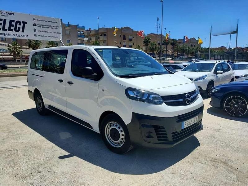 Usado Opel Zafira Life Business Edition 120 CV (88 kW) 2020 Blanco Monovolumen