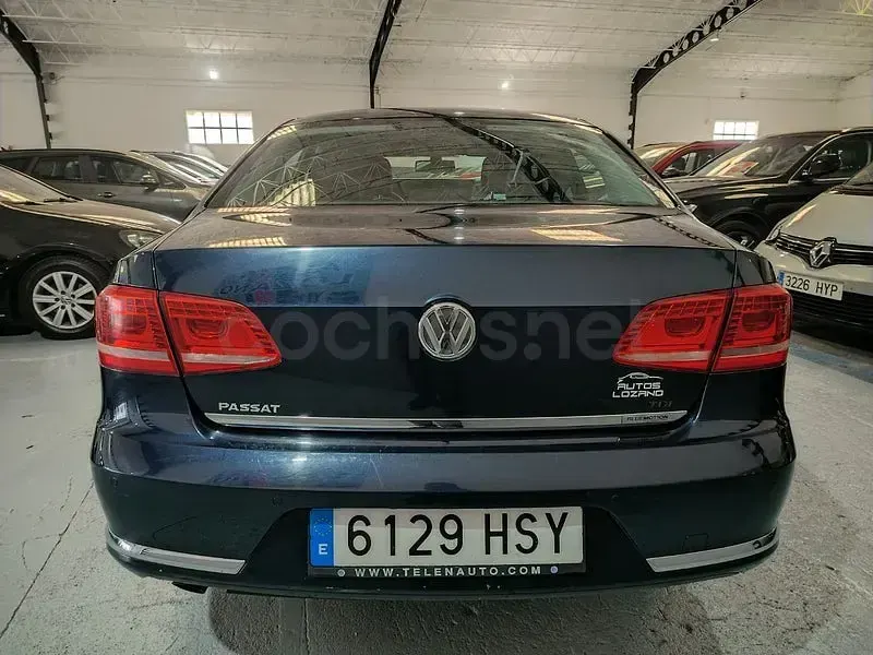 Usado VW Passat Edition 105 CV (77 kW) 2013 Azul Berlina