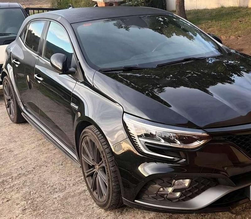 Usado Renault Mégane IV R.S. 300 CV (220 kW) 2021 Negro Utilitario