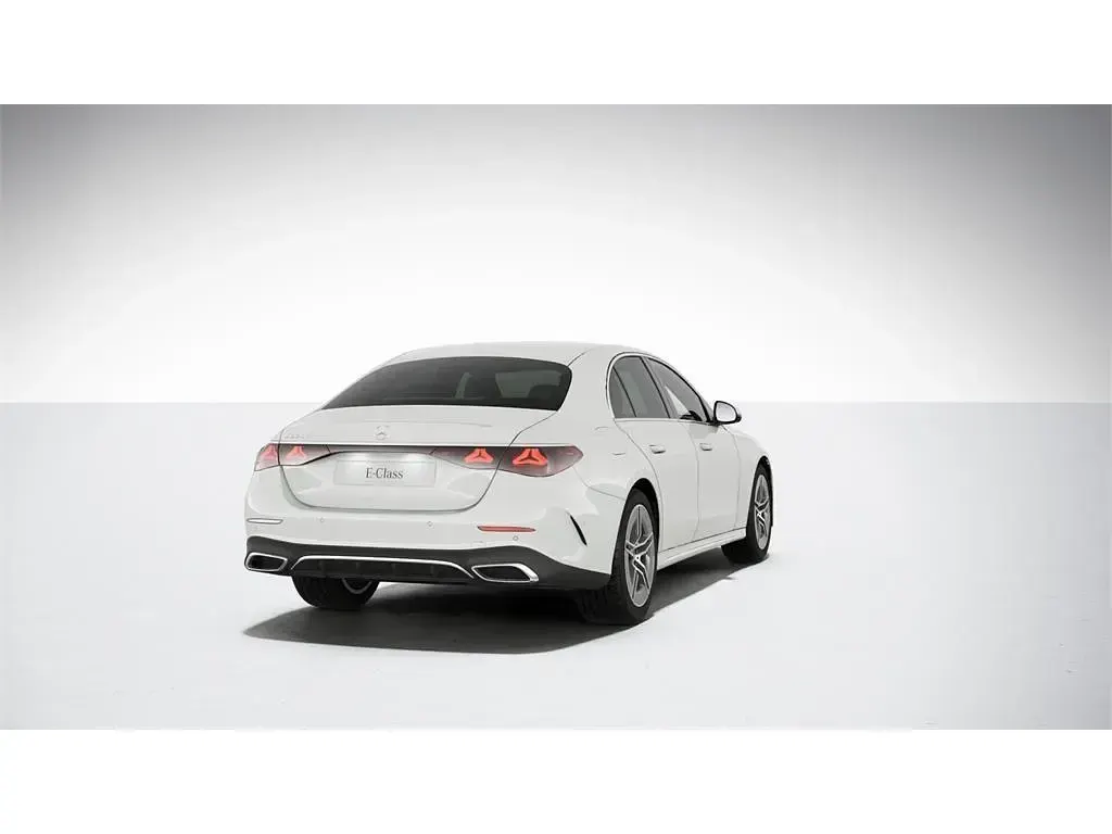 Nuevo Mercedes E220 197 CV (144 kW) 2025 Blanco polar Berlina