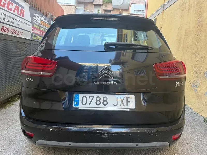 Usado Citroën C4 Picasso Feel 100 CV (73 kW) 2017 Negro Monovolumen