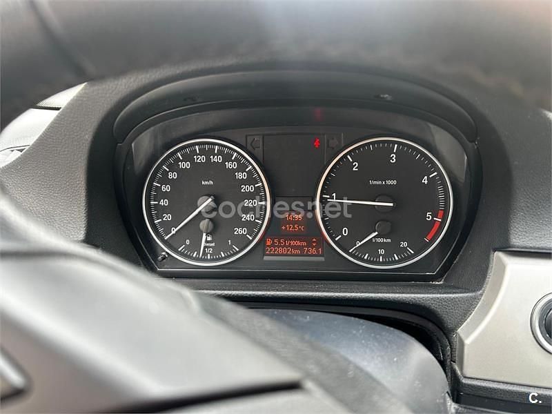 Usado BMW 318 143 CV (105 kW) 2010 Gris / plata Berlina