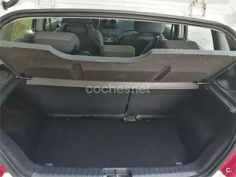Usado Chevrolet Aveo LS 86 CV (63 kW) 2011 Blanco Berlina