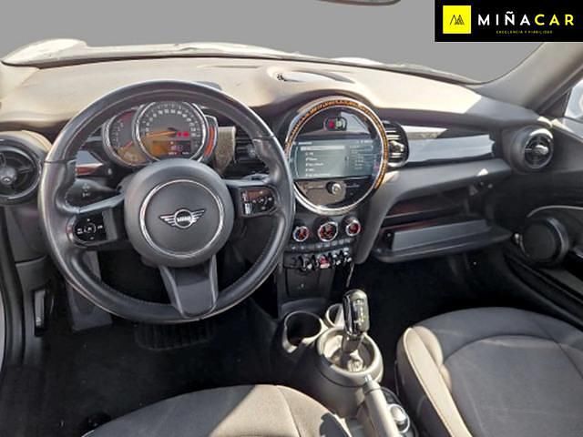 Usado Mini Cooper 136 CV (100 kW) 2023 Gris Utilitario