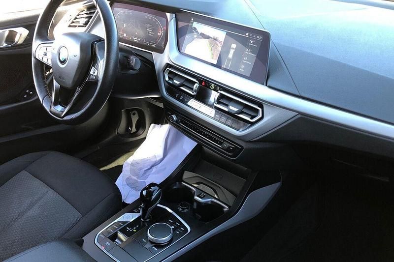 Usado BMW 118 150 CV (110 kW) 2024 Blanco Utilitario