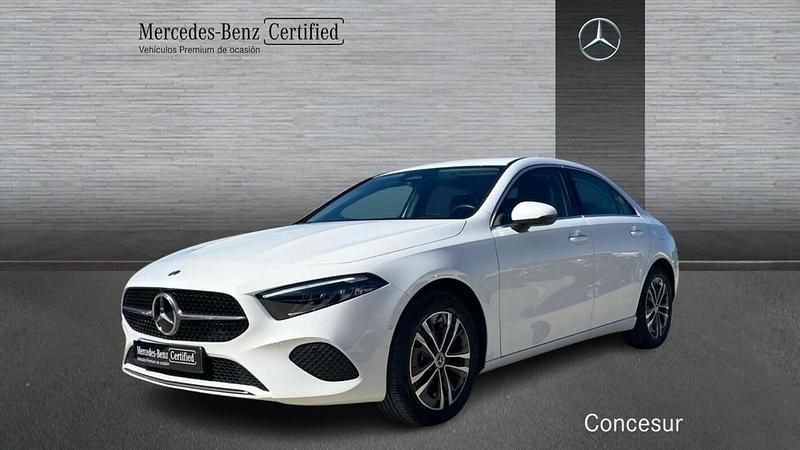 Usado Mercedes A250 217 CV (159 kW) 2024 Blanco Berlina