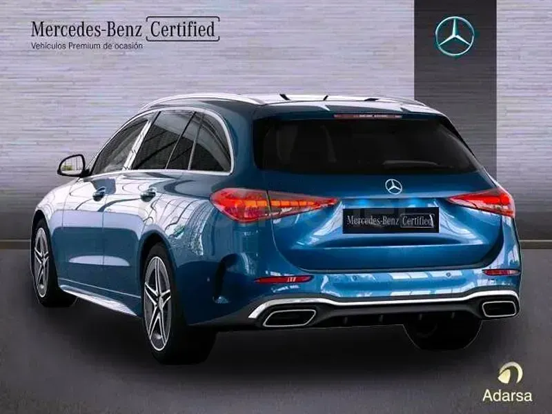 Usado Mercedes C300e 313 CV (230 kW) 2025 Azul espectral Familiar