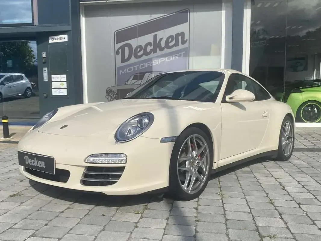 Usado Porsche 911 Carrera 4S 385 CV (283 kW) 2009 Beige Coupe