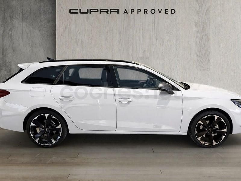 Usado Cupra Leon 150 CV (110 kW) 2025 Blanco Familiar