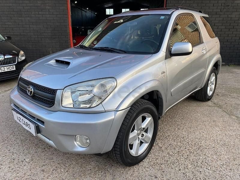 Usado Toyota RAV4 Sol 116 CV (85 kW) 2006 Gris / plata SUV