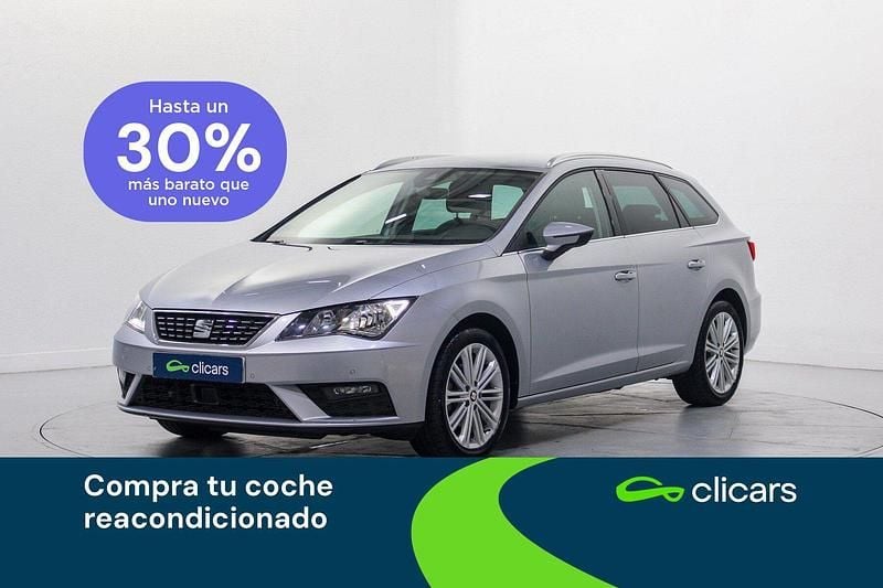 Usado Seat Leon XCELLENCE 150 CV (110 kW) 2020 Gris / plata Familiar