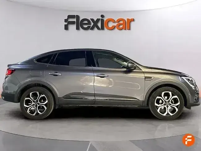 Usado Renault Arkana Techno 140 CV (102 kW) 2023 Gris SUV