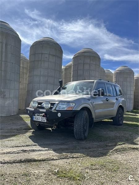 Usado Mitsubishi Montero Intense 182 CV (133 kW) 2004 Beige SUV