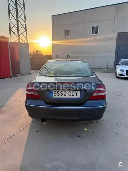Usado Mercedes CLK200 Elegance 163 CV (119 kW) 2002 Azul Coupe