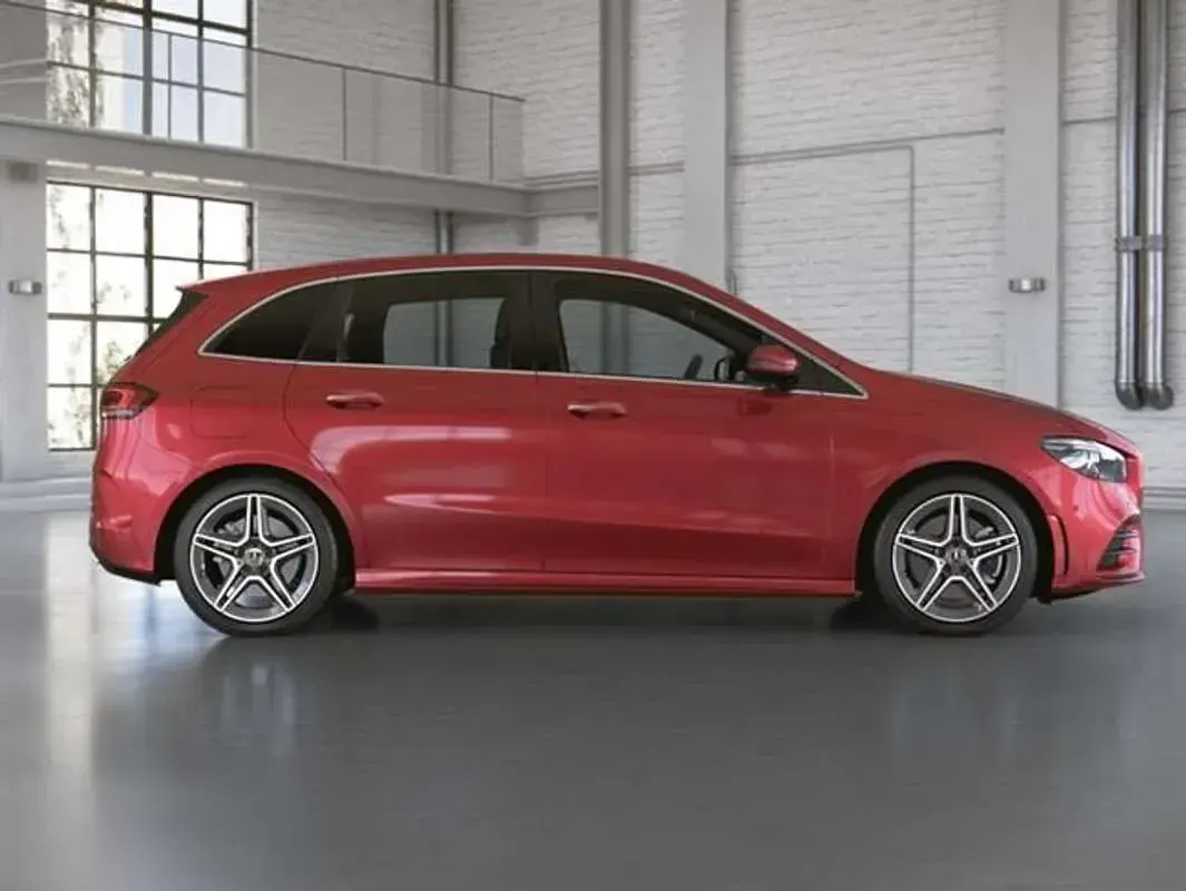 Usado Mercedes B250e 218 CV (160 kW) 2022 Rojo Monovolumen