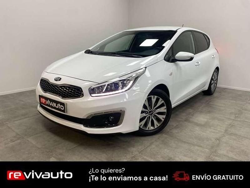 Usado Kia Ceed 101 CV (74 kW) 2018 Blanco Utilitario