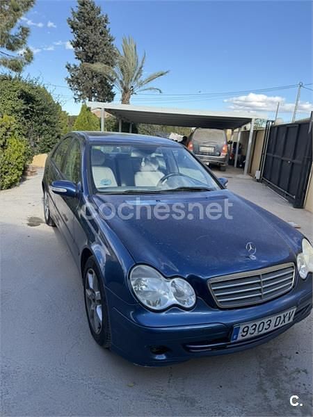 Azul Usado 2006 Mercedes C180 Classic Berlina | 5500 € (Precio justo) - Imagen 1/4