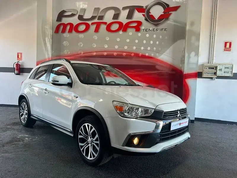 Usado Mitsubishi ASX Motion 117 CV (86 kW) 2017 Blanco SUV