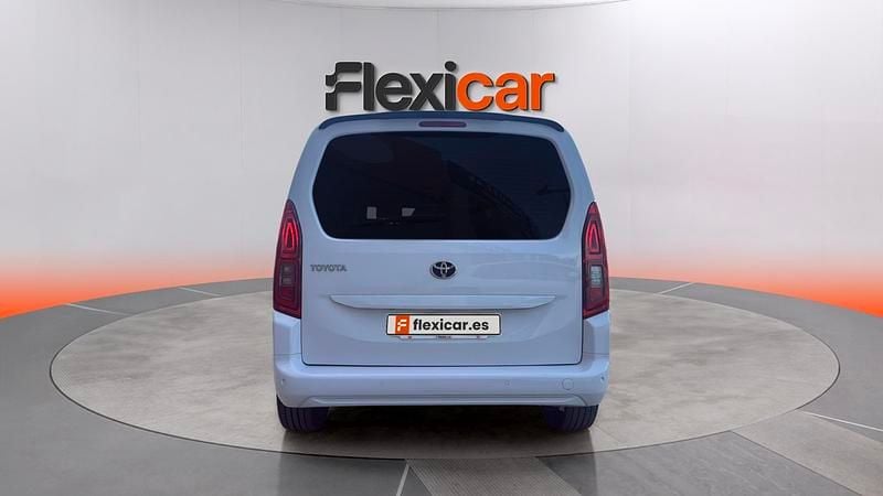 Używany Toyota Proace Verso Active 131 KM (96 kW) 2024 Biały Kombi