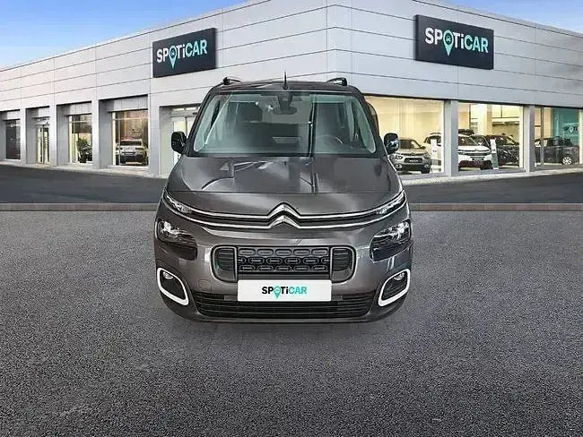 Usado Citroën Berlingo Shine 130 HP (95 kW) 2019 Cinzento Monovolume