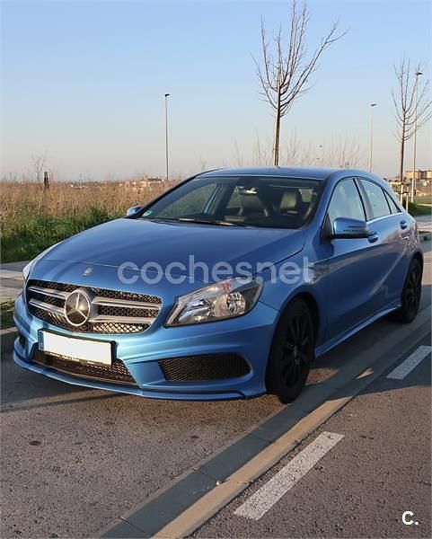 Usado Mercedes A180 AMG 122 CV (89 kW) 2013 Azul Berlina