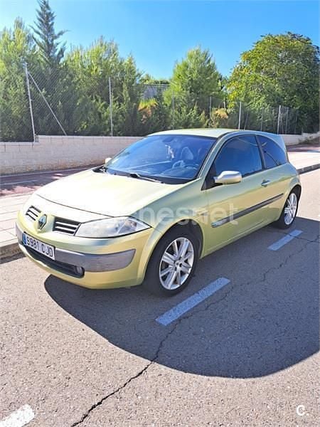 Verde Usado 2003 Renault Mégane II Expression Berlina | 2200 € (Precio justo) - Imagen 1/4