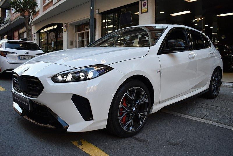 Occasion BMW M135 M Performance 300 ch (220 kW) 2024 Blanc Citadine