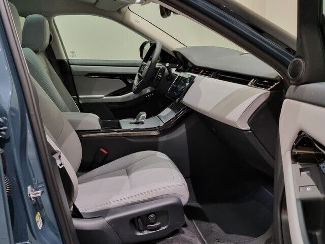 Usado Land Rover Range Rover evoque S 163 CV (119 kW) 2024 Tribeca blue SUV